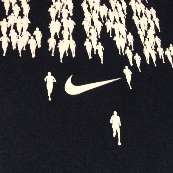 Nike Running graphic T-shirt - Picture 2 of 4